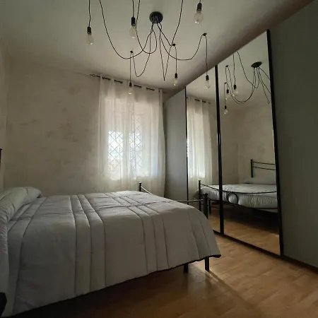 Demy House פאסואוסקורו